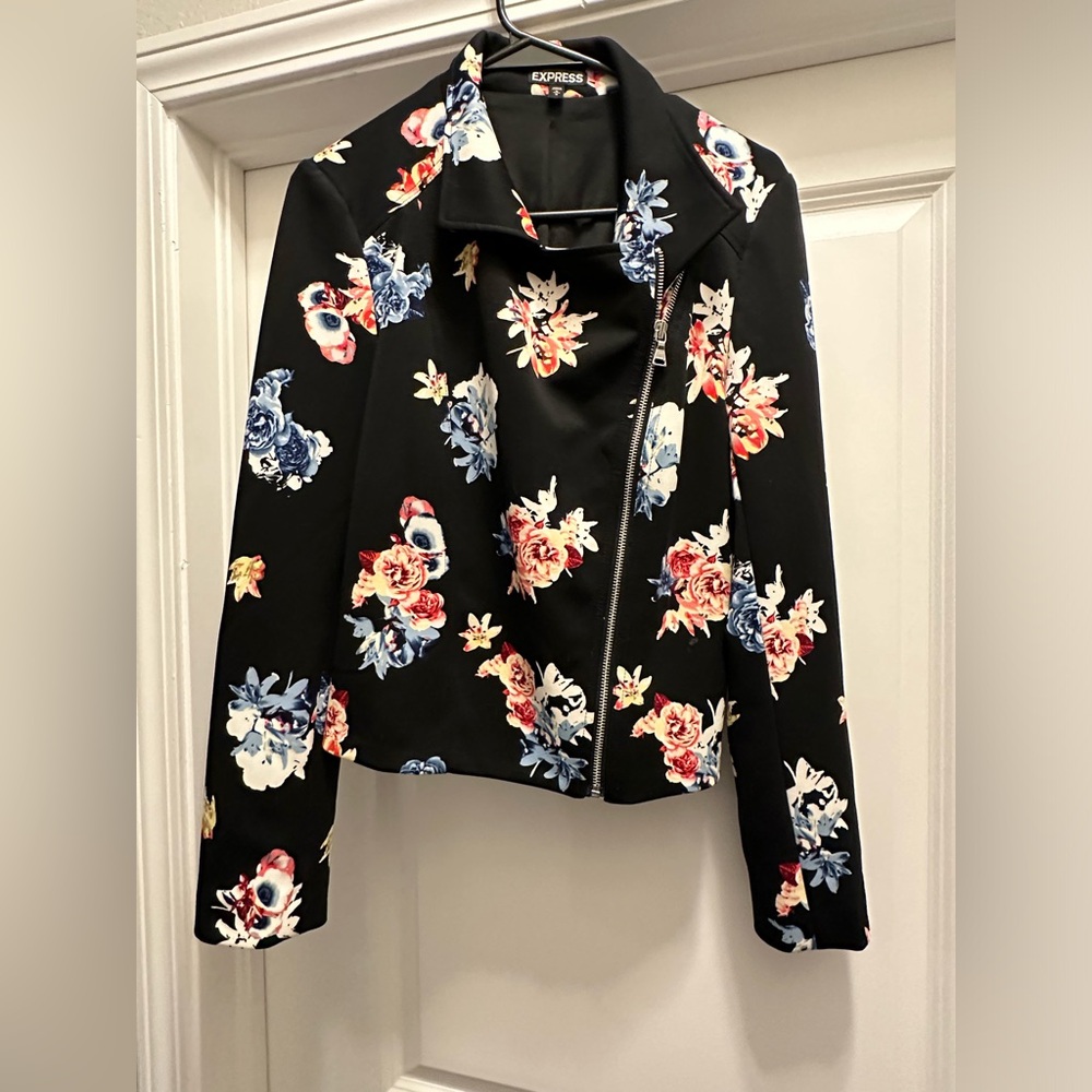 Express scuba material cropped jacket